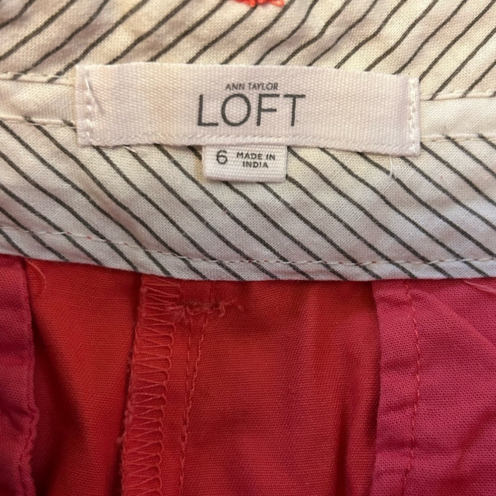 Loft shorts 5 1/2” inseam four pair size 6 EUC - Picture 4 of 10